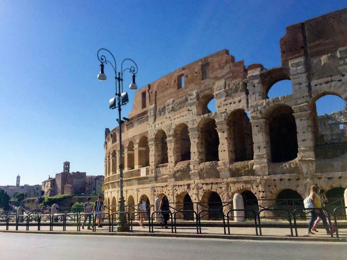 Luxury & Charme Colosseo Rom Exterior foto